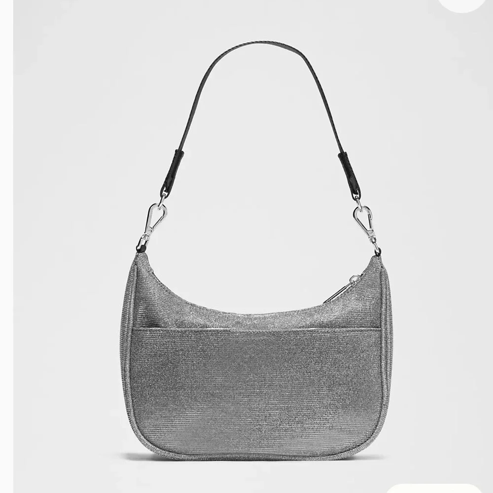 NWT Lululemon Athletica Metallic Gray Shoulder Bag - Picture 3 of 4